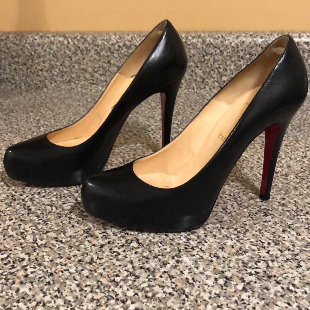 Classic Black Louboutin Heels (Size 37.5)